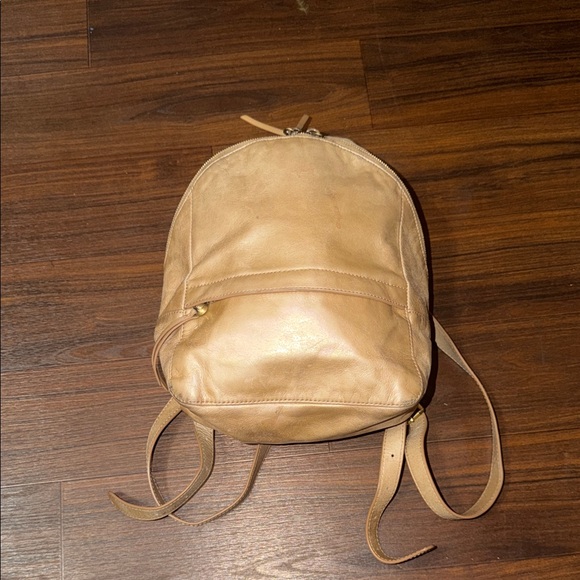 HOBO Handbags - Hobo Tan Leather Backpack